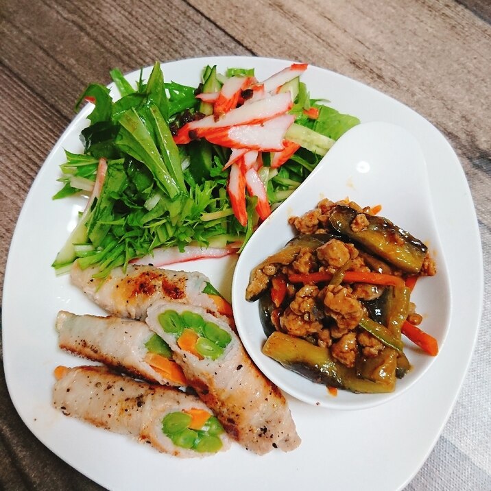 お弁当にも☆いんげんと人参の肉巻き